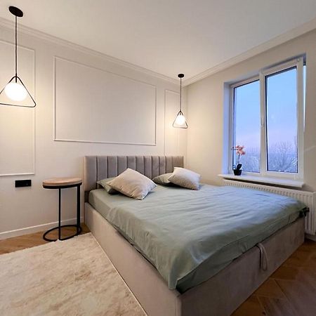 Renthouse Apartments Neoclassic Chişinău Esterno foto